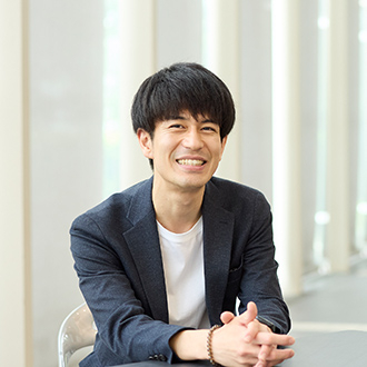青出木 悠人 氏