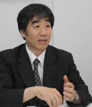 日比谷総合設備<br />
ビルシステムインテグレーションプロジェクトソリューションSEグループリーダー神内景介氏